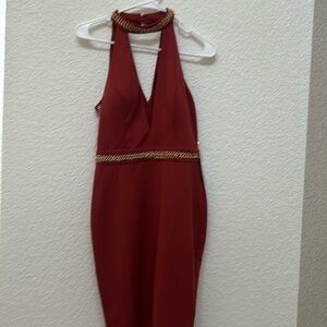 Chocker waist chain dress 
Deep V neck